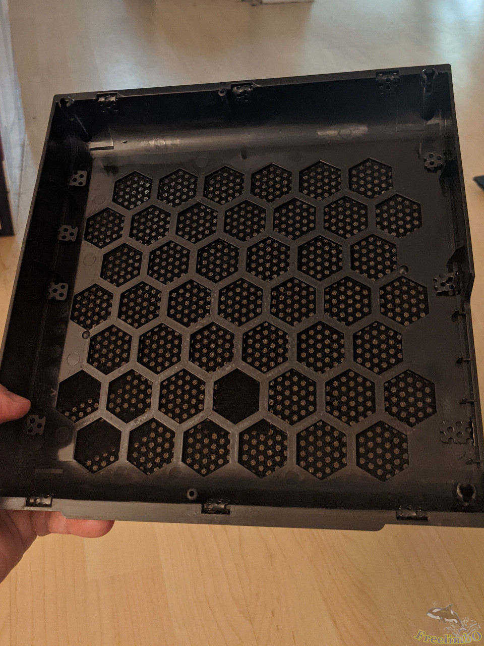 /img/2021-08-21a/Core-V1_front_filter.jpg