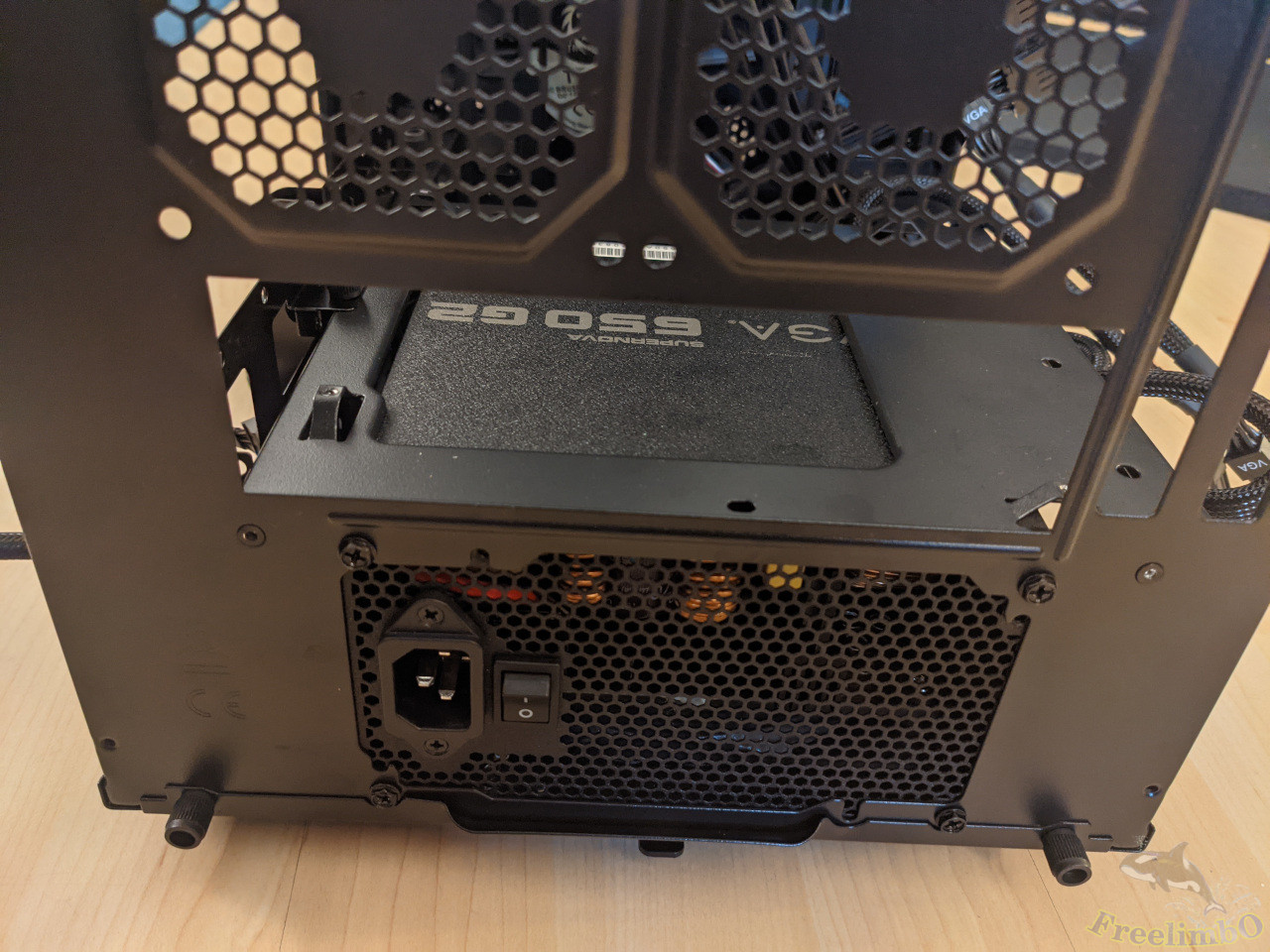 /img/2021-08-21a/EVGA-650-G2_back.jpg