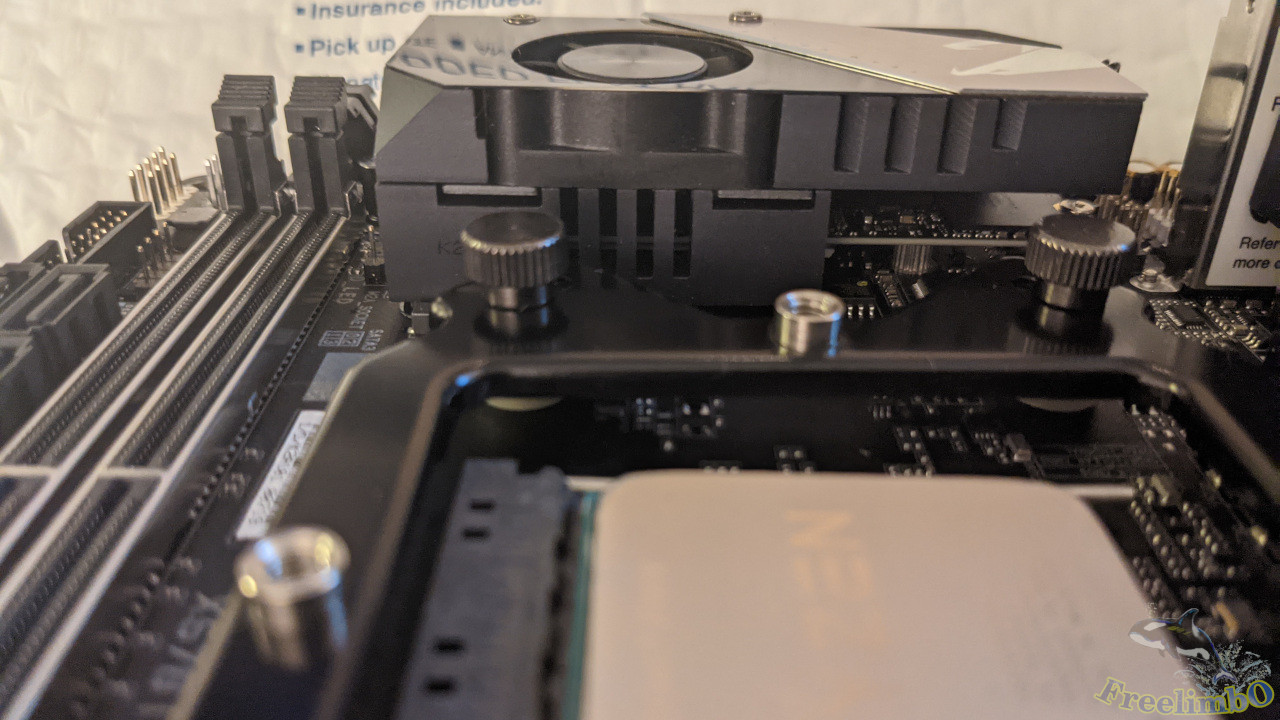 /img/2021-08-21a/WD-SN750-1TB_fan_side.jpg