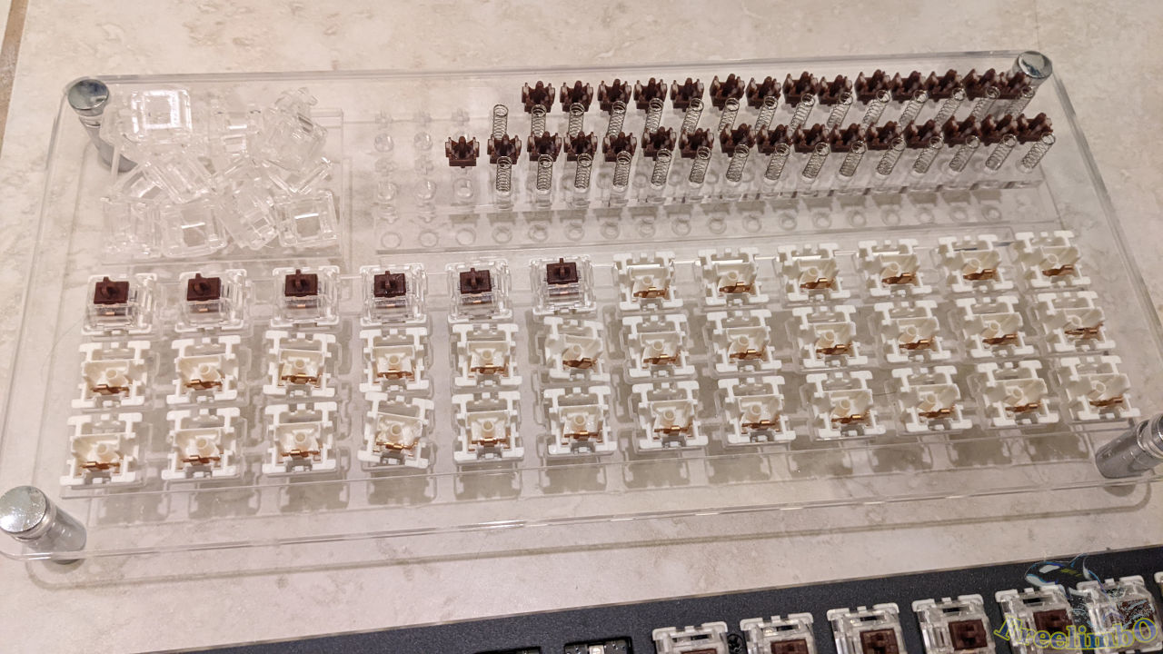 https://freelimbo.ddns.net/img/2022-01-09a/Assembling_1